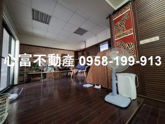 高雄新興區大樓-1
