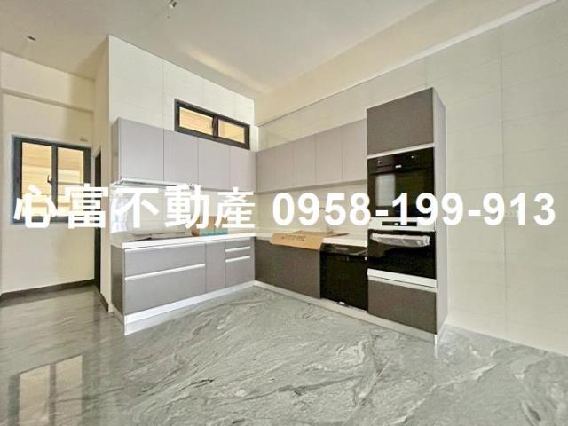 高雄岡山透天-1